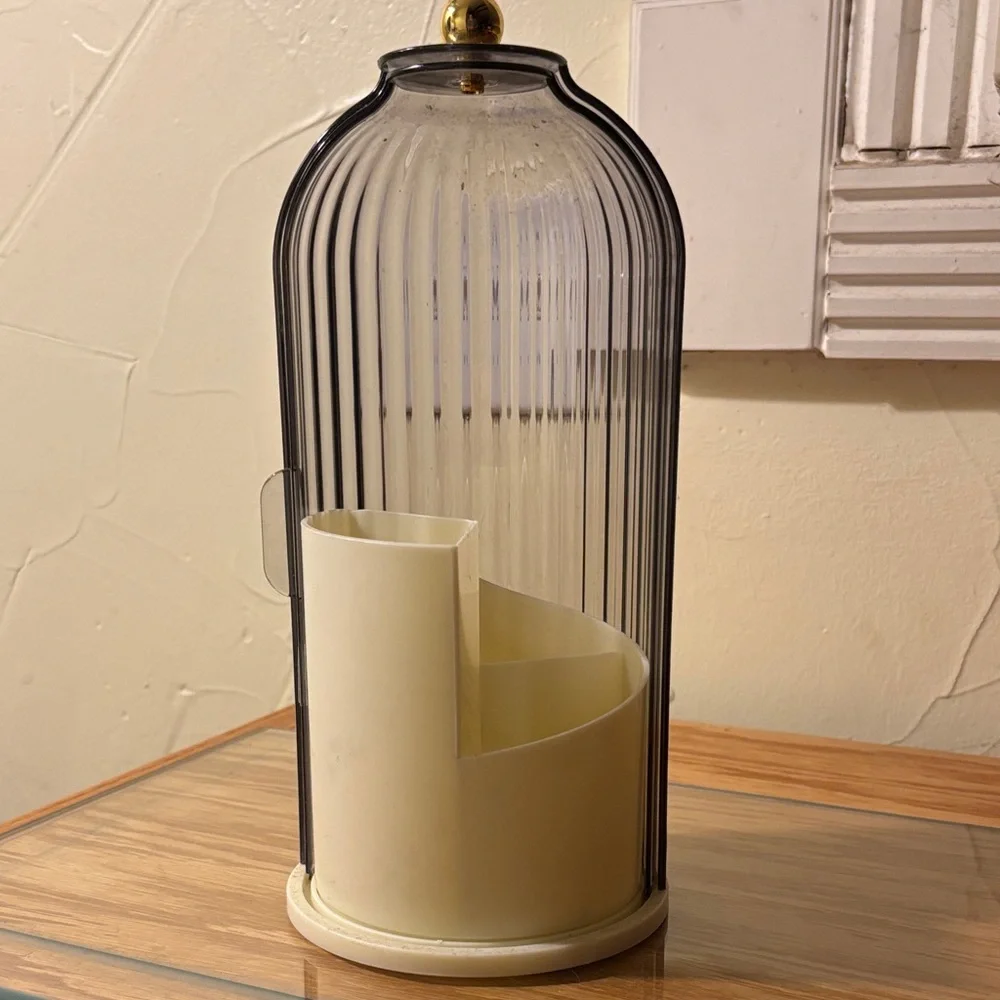 Ribbed Plastic Dome Makeup Brush Holder with Brass Knob - Cream Candle